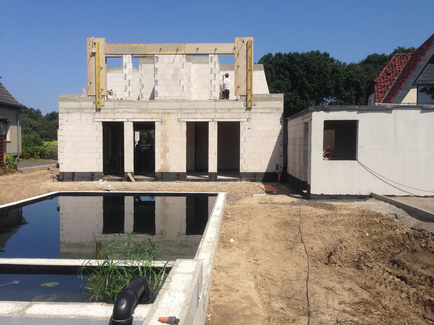 Anbau im Rohbau mit neuem Mauerwerk, Projekt von BAUART Krefeld